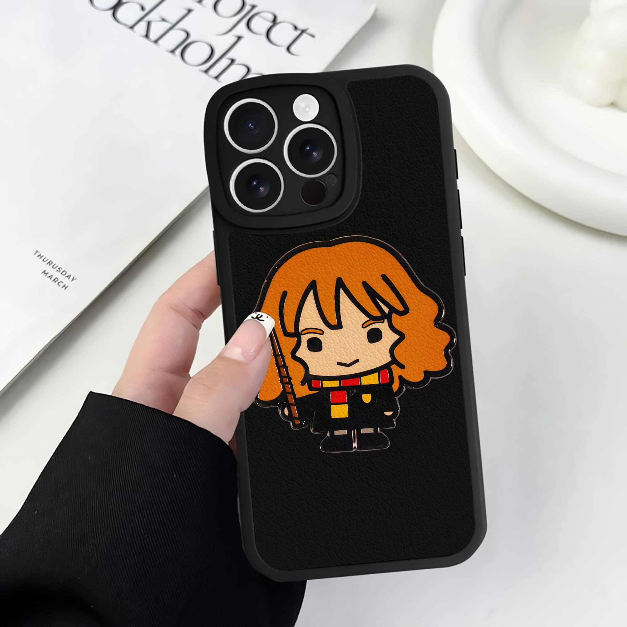 （画像用） Harry Potter ハリー・ポッターシリーズ 【iPhone 16シリーズ対応】シリコンスマホケース（レザー調） 材質：シリコン